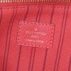 Sac cabas Louis Vuitton  Citadines en cuir monogram empreinte rouge - Detail D3 thumbnail