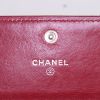 Billetera Chanel en cuero acolchado rojo - Detail D3 thumbnail
