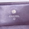 Billetera Chanel en cuero acolchado morado - Detail D3 thumbnail