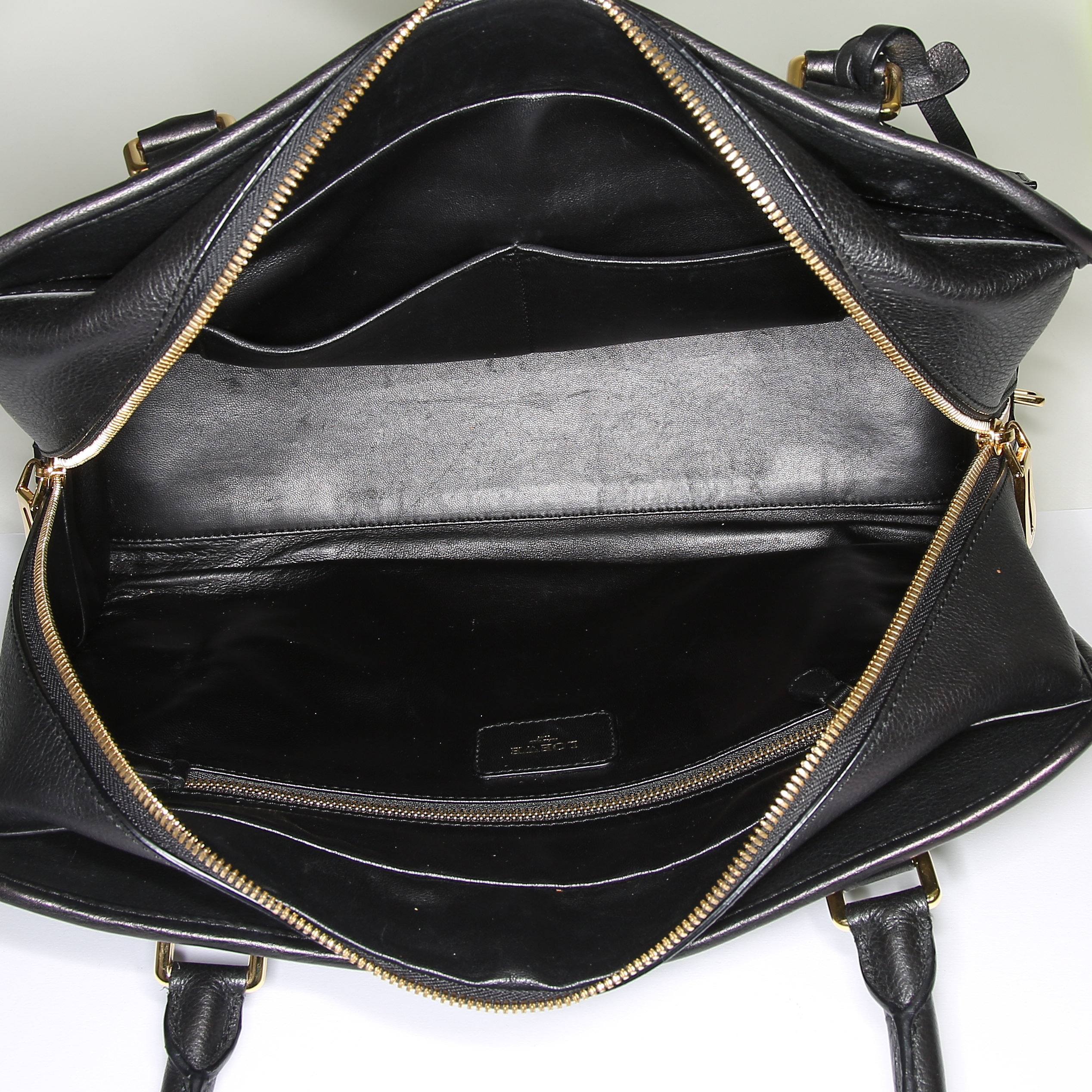 Bolso de mano Loewe Amazona modelo grande en cuero negro - Detail D2