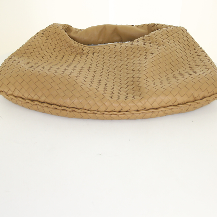 Bottega Veneta Veneta handbag in beige intrecciato leather - Detail D4