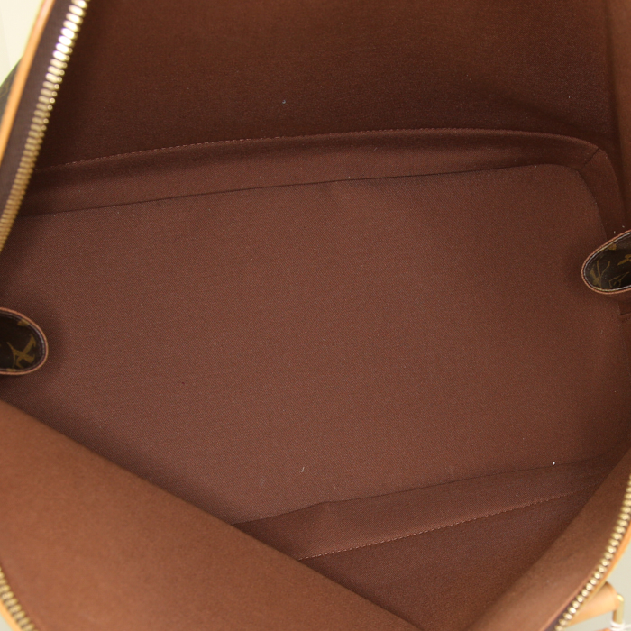 Sac de voyage Louis Vuitton Alma en toile monogram et cuir naturel - Detail D2
