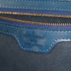 Louis Vuitton Lussac handbag in blue epi leather - Detail D3 thumbnail