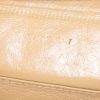 Borsa Chanel Petit Shopping in pelle martellata marrone - Detail D4 thumbnail