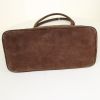 Bolso de mano Chanel Medaillon - Bag en ante acolchado marrón - Detail D5 thumbnail