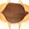 Louis Vuitton Keepall 50 cm travel bag in beige epi leather - Detail D2 thumbnail
