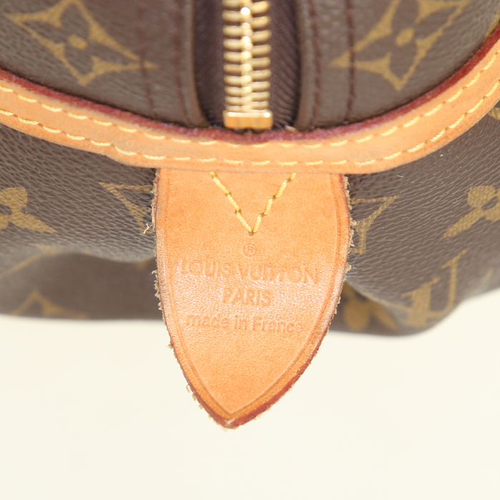 Bolso de mano Louis Vuitton Montorgueil en lona Monogram marrón y cuero natural - Detail D3