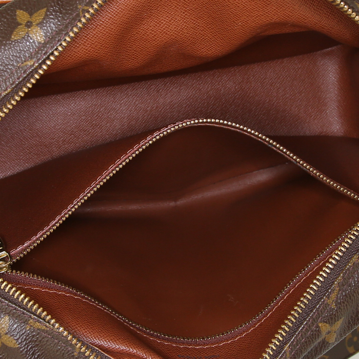 Bolso bandolera Louis Vuitton Amazone modelo grande en lona Monogram marrón y cuero natural - Detail D2