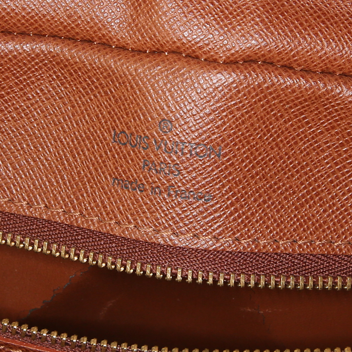 Bolso bandolera Louis Vuitton Amazone modelo grande en lona Monogram marrón y cuero natural - Detail D4