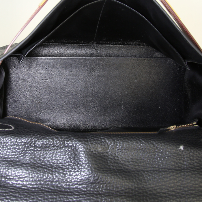 Sac à main Hermes Kelly 40 cm en cuir Ardenne noir et cuir box rouge - Detail D3