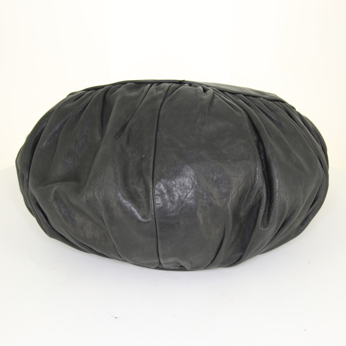 Bolso para llevar al hombro o en la mano Dior en cuero negro y cuero negro - Detail D4