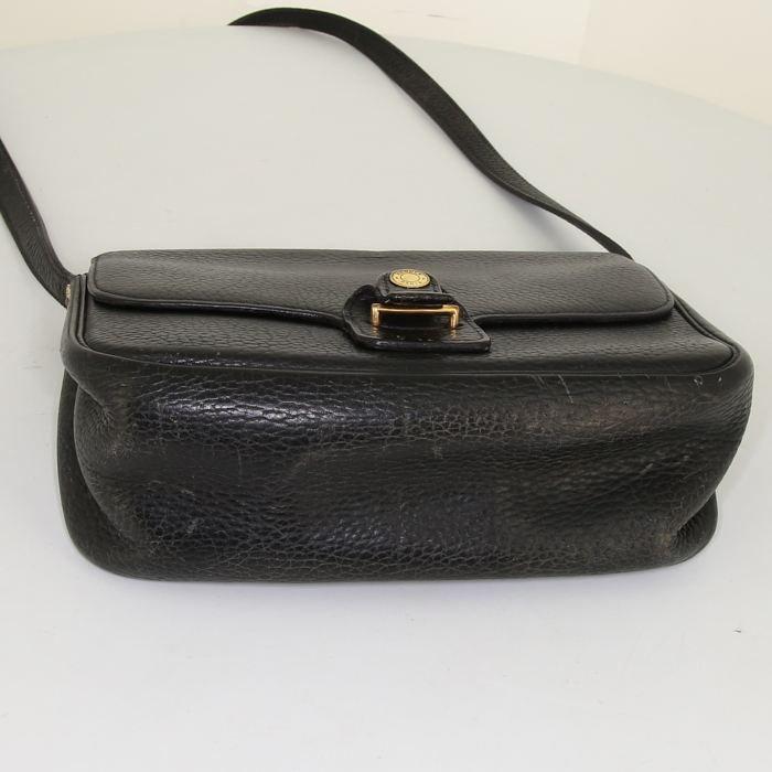 Hermes Nouméa shoulder bag in black Fjord leather - Detail D4