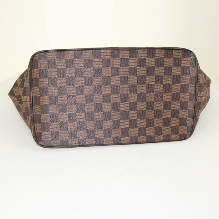 Sac à main Louis Vuitton Saleya en toile damier marron et cuir marron - Detail D4