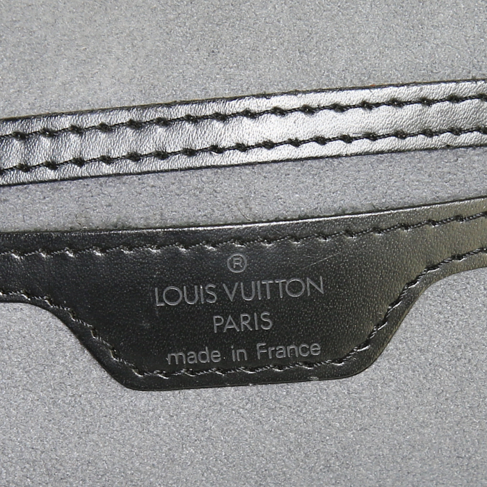 Sac à dos Louis Vuitton Gobelins - Backpack en cuir épi noir - Detail D3