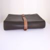 Borsa portadocumenti Hermès in pelle togo marrone scuro e pelle marrone - Detail D5 thumbnail