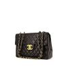 Chanel Timeless Maxi Jumbo handbag in black quilted leather - 00pp thumbnail