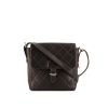 Chanel Messenger shoulder bag in brown quilted leather - 360 thumbnail