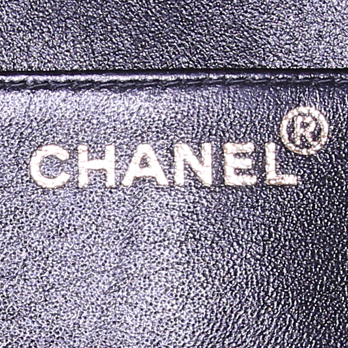 Porte-documents Chanel en cuir matelassé noir - Detail D3