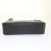Bolso de mano Chanel Timeless Classic en cuero acolchado negro - Detail D5 thumbnail