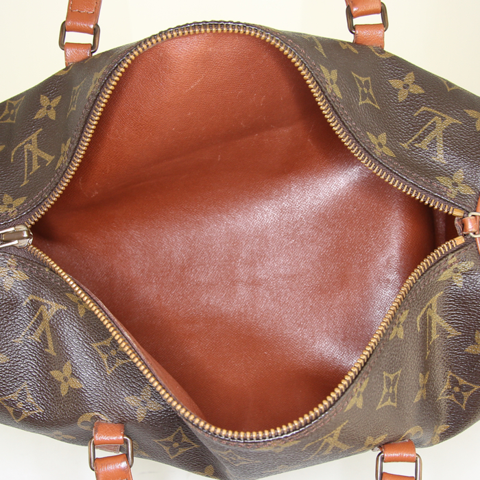 Sac à main Louis Vuitton Papillon en toile monogram marron et cuir marron - Detail D2