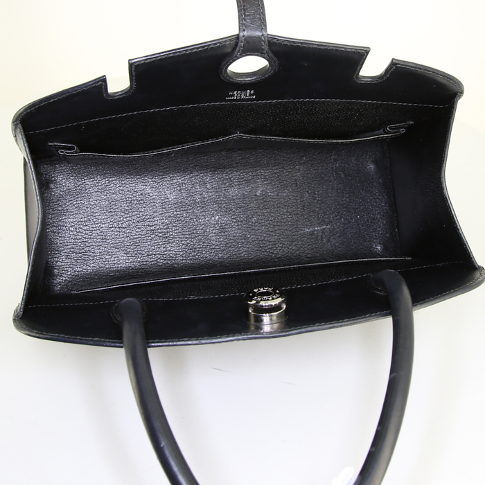 Bolso de mano Hermès Dalvy en cuero box negro - Detail D2