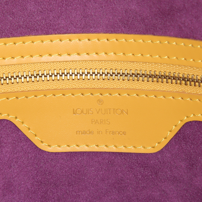 Bolso de mano Louis Vuitton Saint Jacques modelo grande en cuero Epi amarillo - Detail D3