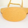 Louis Vuitton Saint Jacques large model handbag in yellow epi leather - Detail D4 thumbnail