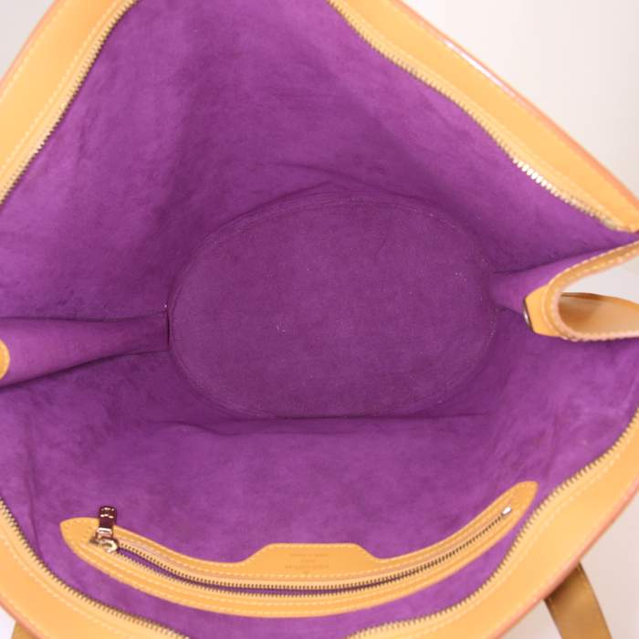 Bolso de mano Louis Vuitton Saint Jacques modelo grande en cuero Epi amarillo - Detail D2