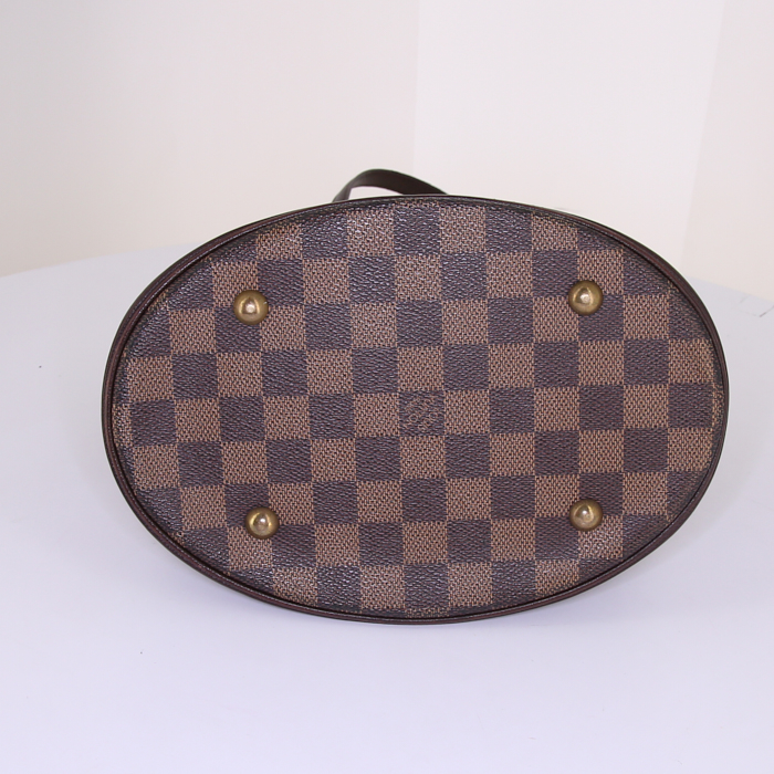 Louis Vuitton Bucket shopping bag in brown damier canvas and brown leather - Detail D4