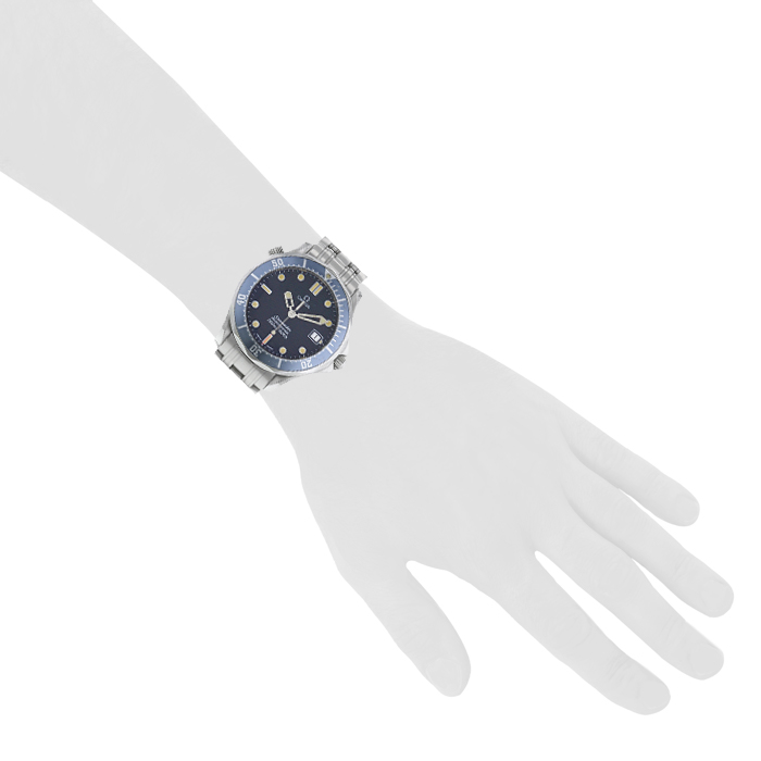 Montre Omega Seamaster 300 M en acier Vers 2000 - Detail D1