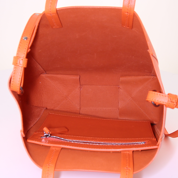 Bolso Cabás Celine Cabas modelo pequeño en cuero naranja - Detail D3
