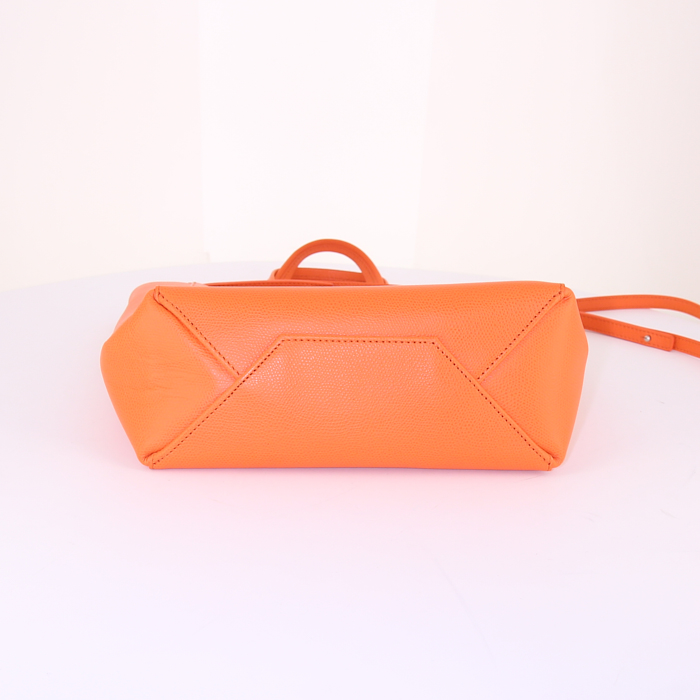 Bolso Cabás Celine Cabas modelo pequeño en cuero naranja - Detail D5