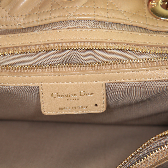 Shopping bag Dior Dior Soft in pelle beige cannage - Detail D3