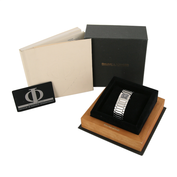 Baume & Mercier Catwalk watch in stainless steel Circa  2000 - Detail D2