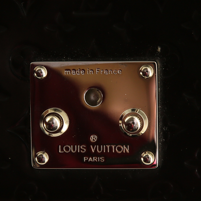 Bolsito de mano Louis Vuitton Anouchka en cuero Monogram negro - Detail D3