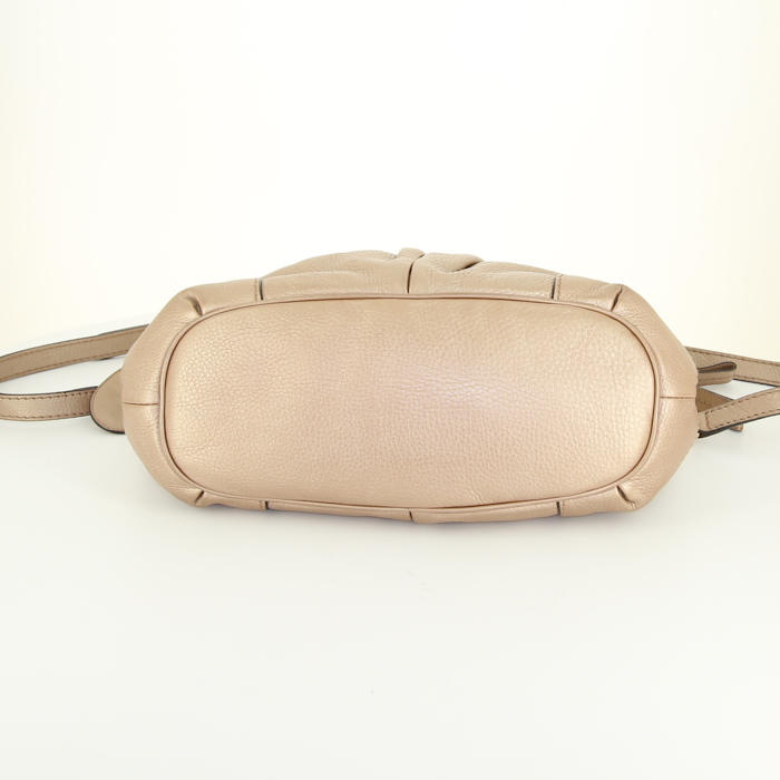 Gucci Sukey handbag in pink glittering leather - Detail D5
