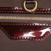 Louis Vuitton Wilshire large model shopping bag in burgundy monogram patent leather - Detail D3 thumbnail