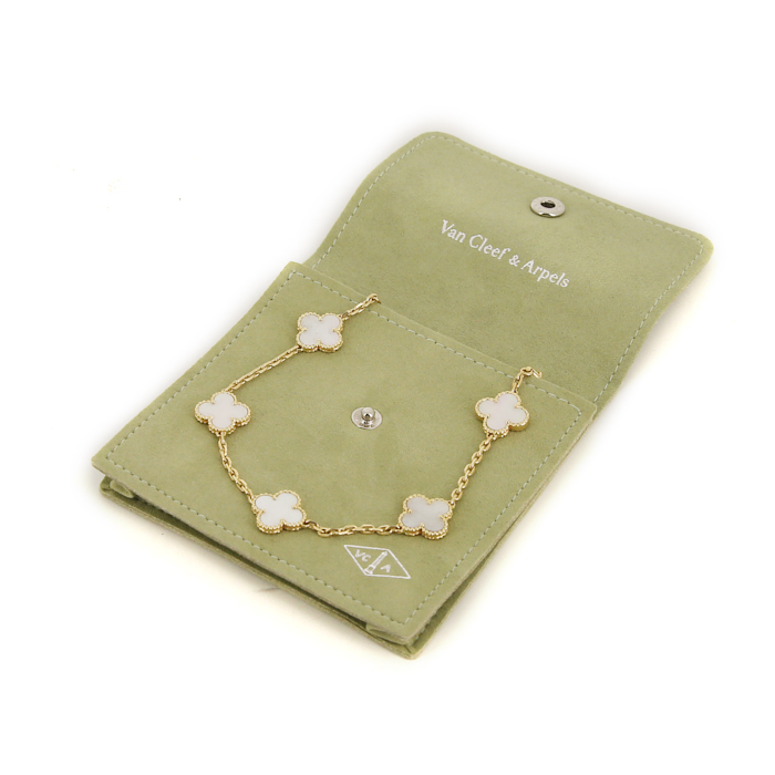 Sautoir Van Cleef 
Arpels Alhambra Vintage en or jaune et nacre blanche - Detail D2