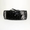Bolso de mano Dior Le 30 en charol negro - Detail D4 thumbnail