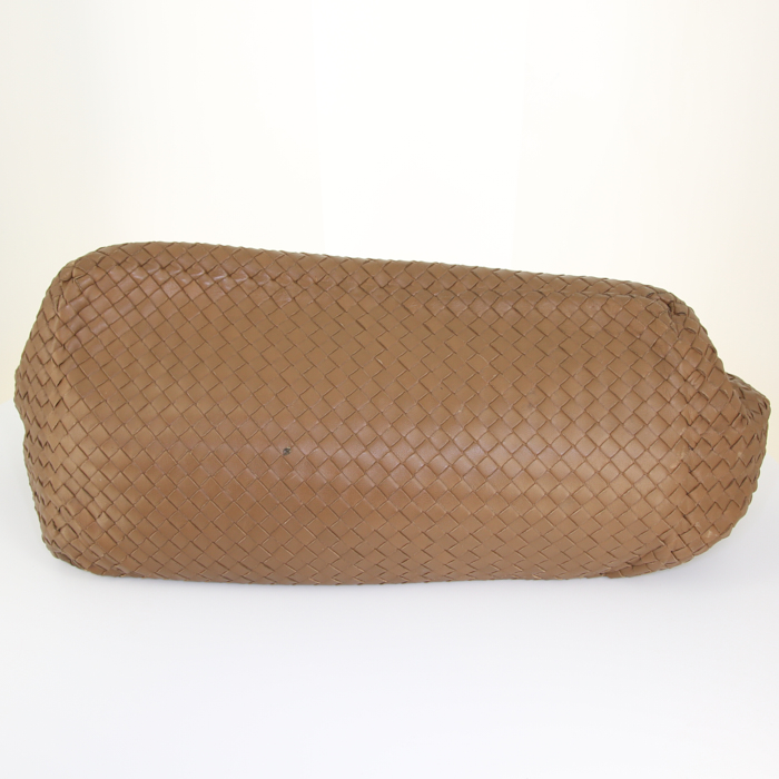 Bolso de fin de semana Bottega Veneta en cuero intrecciato marrón - Detail D5