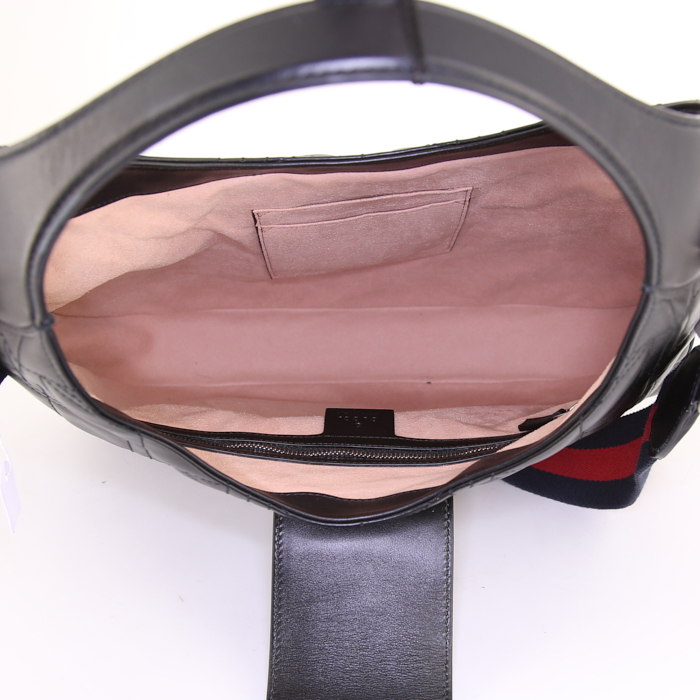 Gucci Dionysus medium model bag worn on the shoulder or carried in the hand in black leather - Detail D3