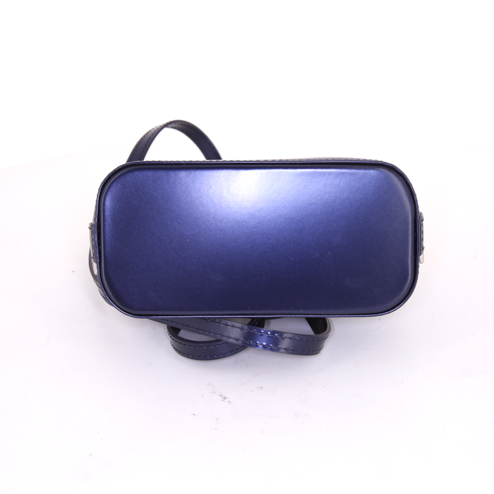 Louis Vuitton Alma handbag in metallic blue epi leather - Detail D5
