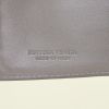 Bottega Veneta wallet in grey intrecciato leather - Detail D3 thumbnail