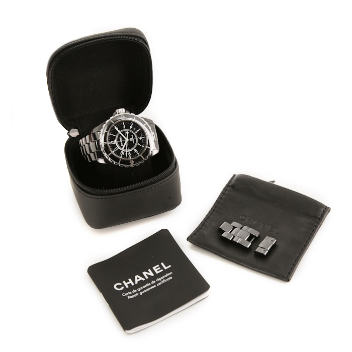 Montre Chanel J12 en céramique noire Ref :  2000 - Detail D2
