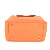 Hermes Lindy handbag in orange togo leather - Detail D5 thumbnail