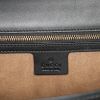 Sac porté épaule Gucci Padlock en cuir noir - Detail D4 thumbnail