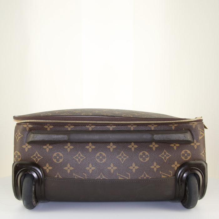 Louis Vuitton Pegase soft suitcase in monogram canvas and natural leather - Detail D4