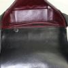 Bolso para llevar al hombro Chanel en cuero acolchado negro - Detail D2 thumbnail