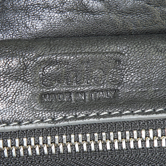 Bolso de mano Chloé en cuero granulado negro - Detail D3