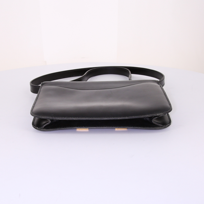 Sac à main Hermes Constance en cuir box noir - Detail D5